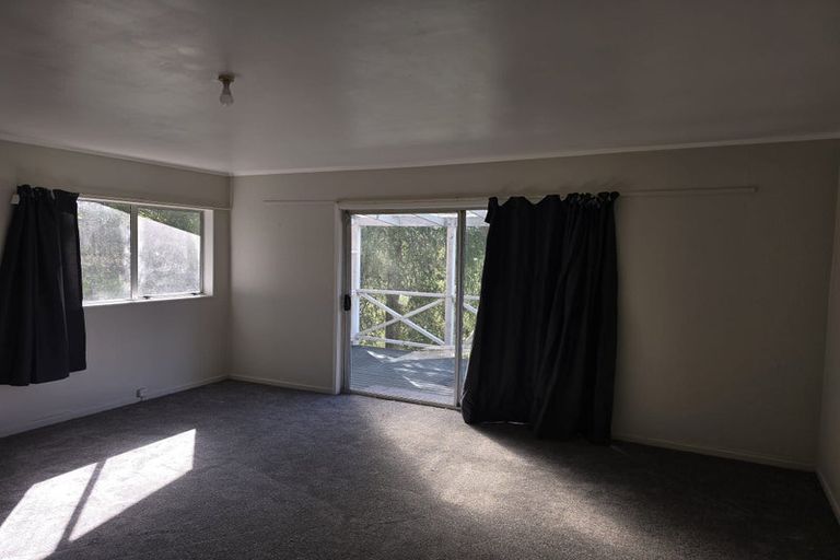 Photo of property in 4/52 Tudor Road, Henderson, Auckland, 0610