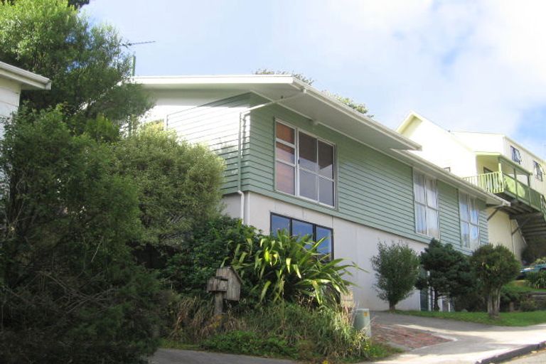 Photo of property in 5 Hazlewood Avenue, Karori, Wellington, 6012