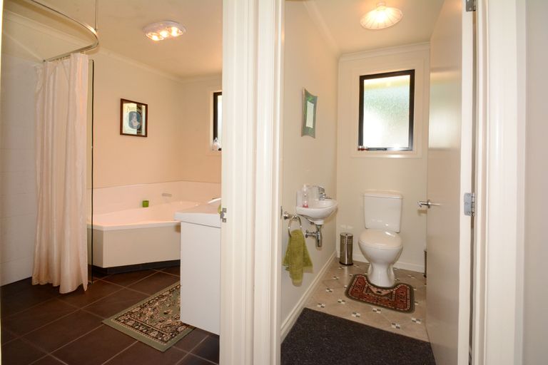 Photo of property in 202c South Road, Caversham, Dunedin, 9012