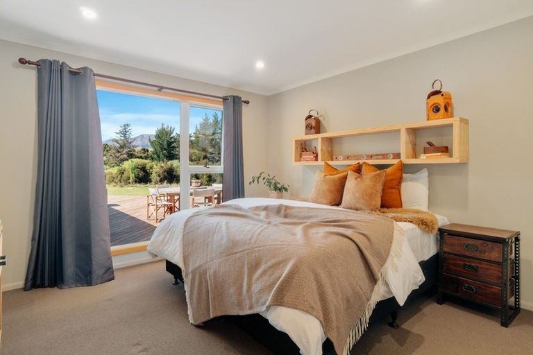 Photo of property in 136 Te Awa Road, Albert Town, Wanaka, 9382