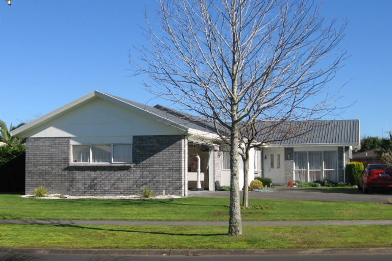 Photo of property in 21 Admiral Crescent, Flagstaff, Hamilton, 3210