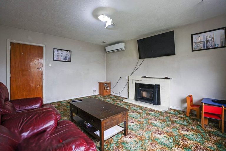 Photo of property in 71 Mcmurdo Street, Tinwald, Ashburton, 7700