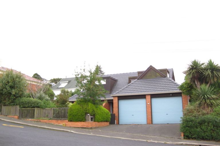 Photo of property in 17 Bellevue Street, Belleknowes, Dunedin, 9011