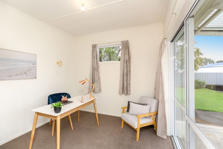 Photo of property in 24 Tokomaru Street, Welbourn, New Plymouth, 4312
