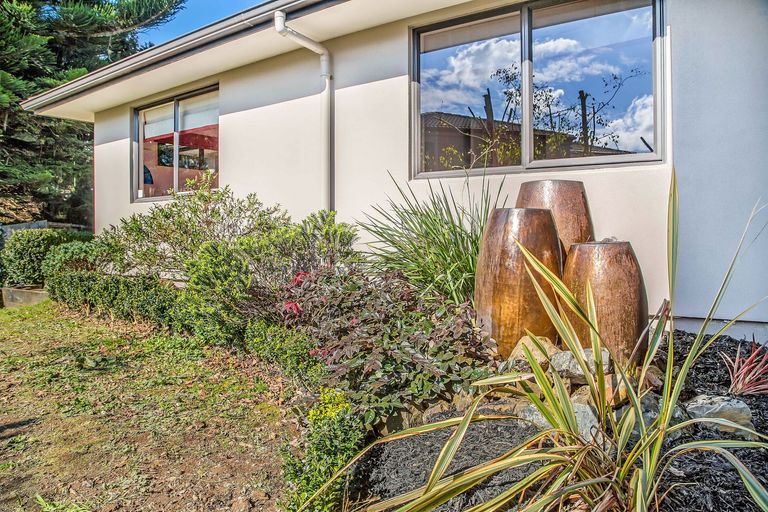 Photo of property in 8 Beirut Court, The Gardens, Auckland, 2105