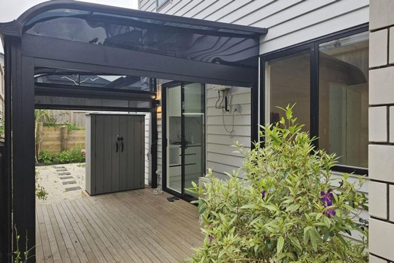 Photo of property in 5 Kate Duncan Drive, Swanson, Auckland, 0614
