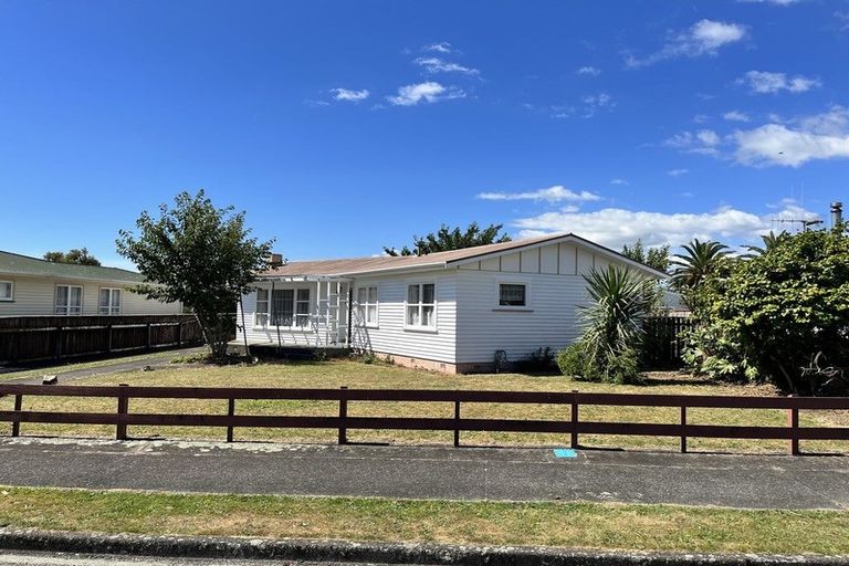 Photo of property in 7 Ross Street, Levin, 5510