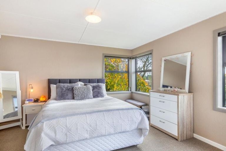 Photo of property in 1/8 Puia Street, Tauhara, Taupo, 3330