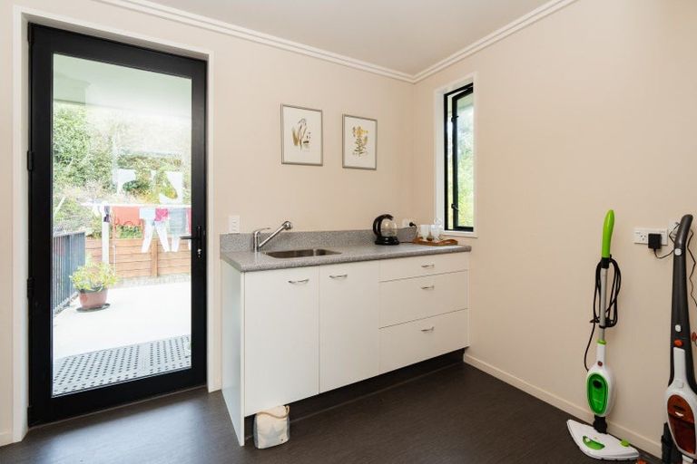 Photo of property in 184 Gladstone Road, Dalmore, Dunedin, 9010