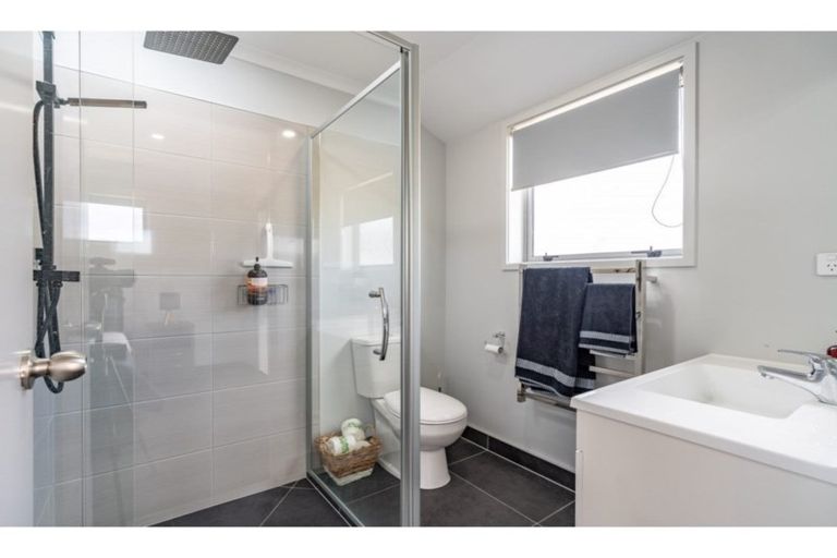 Photo of property in 26 Northcoast Place, Mangawhai Heads, Mangawhai, 0505