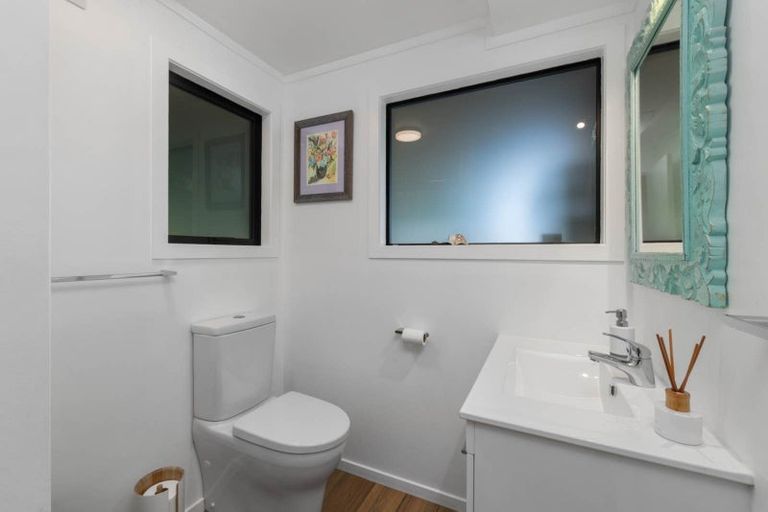 Photo of property in 19 Te Kahikatoa Peninsula Road, Kaeo, 0478