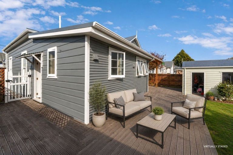 Photo of property in 22 Seddon Street, Levin, 5510