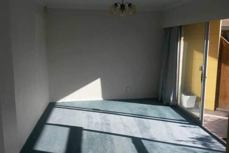 Photo of property in 1/77 Memorial Avenue, Ilam, Christchurch, 8053