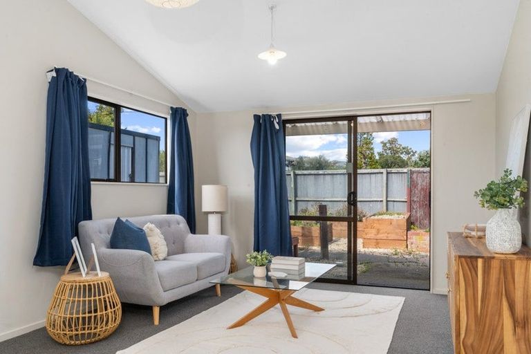 Photo of property in 18 Tilford Street, Woolston, Christchurch, 8062