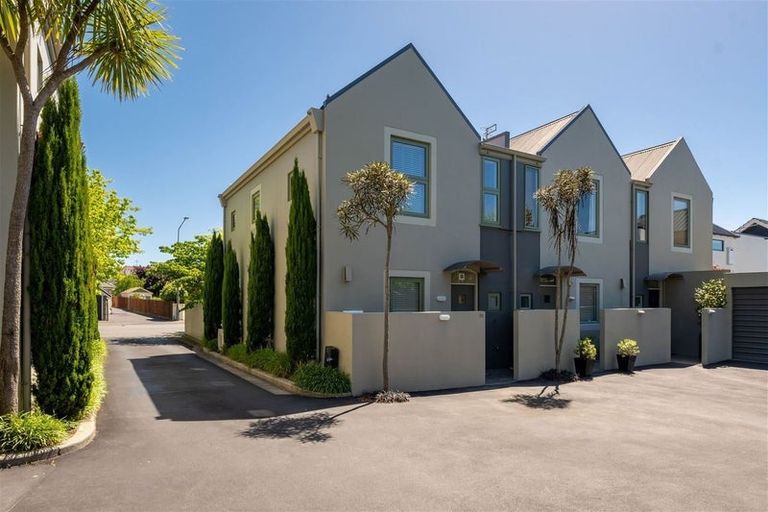 Photo of property in 16b Saint Albans Street, St Albans, Christchurch, 8014