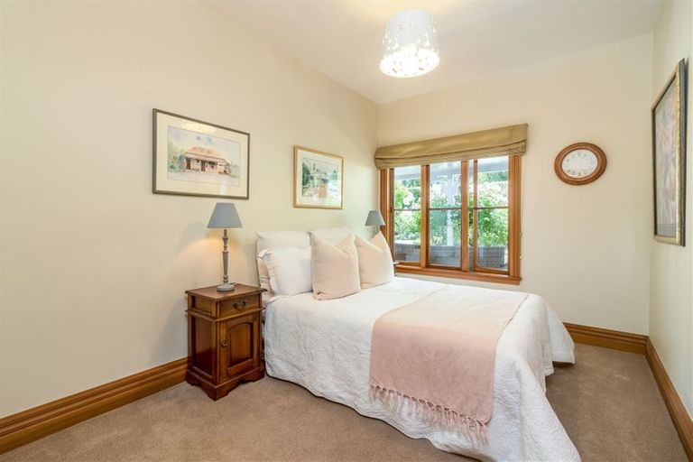 Photo of property in 40 Weka Street, Fendalton, Christchurch, 8041