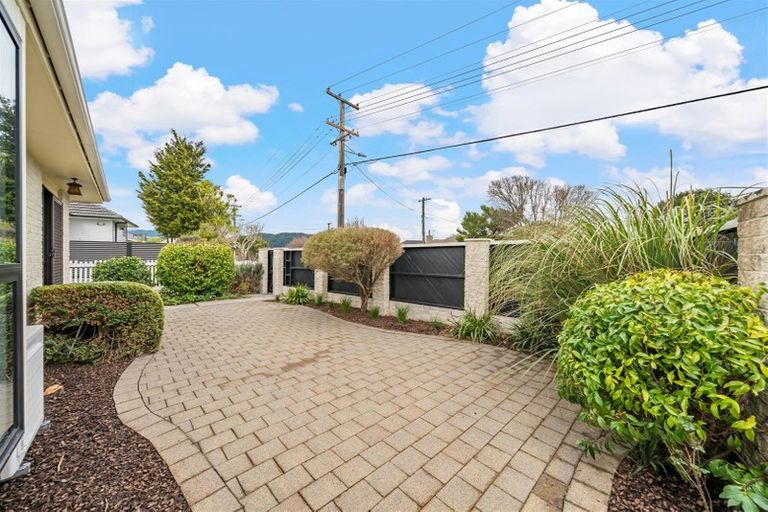Photo of property in 1/63 Fraser Crescent, Elderslea, Upper Hutt, 5018