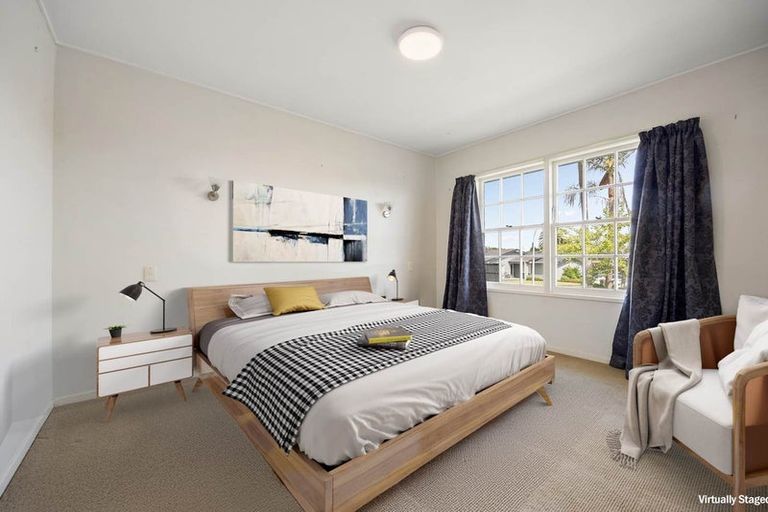 Photo of property in 18 Roysfield Lane, Sunnyhills, Auckland, 2010