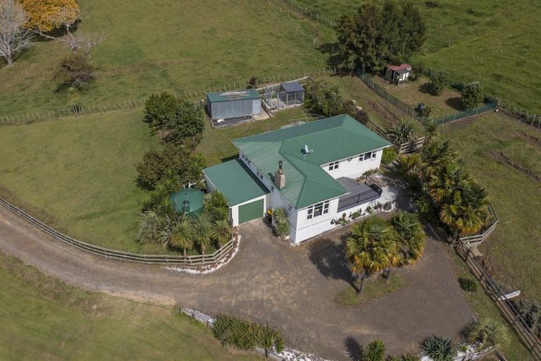Photo of property in 2787a Tapu Coroglen Road, Coroglen, Whitianga, 3591