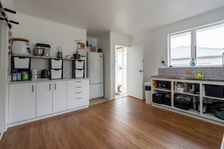 Photo of property in 8 Smeath Road, Kawakawa, 0210