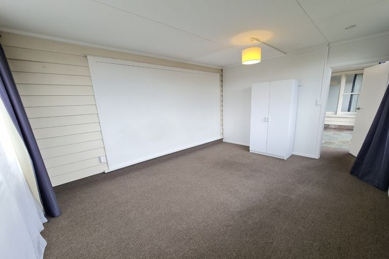 Photo of property in 99 Avonhead Road, Avonhead, Christchurch, 8042