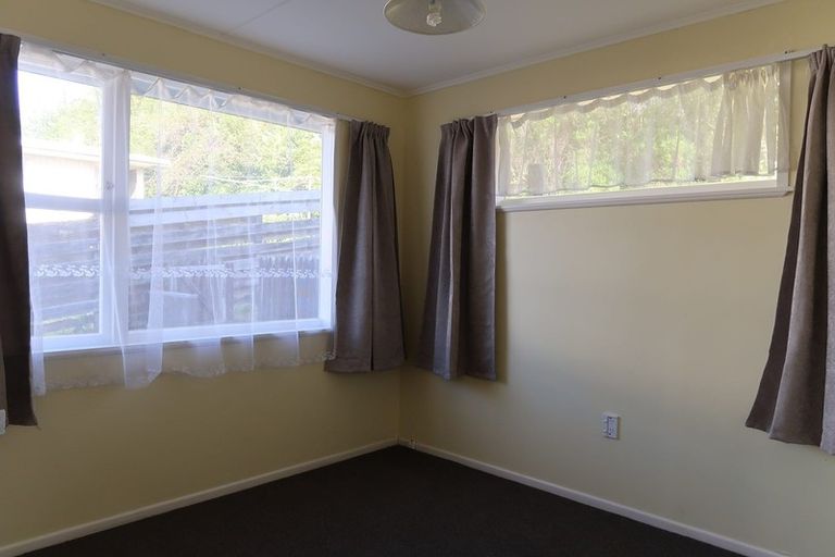 Photo of property in 44 Acacia Avenue, Maungaraki, Lower Hutt, 5010