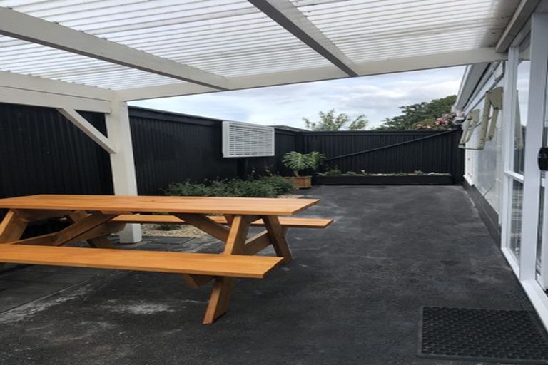 Photo of property in 12 Dowling Place, Pakuranga, Auckland, 2010