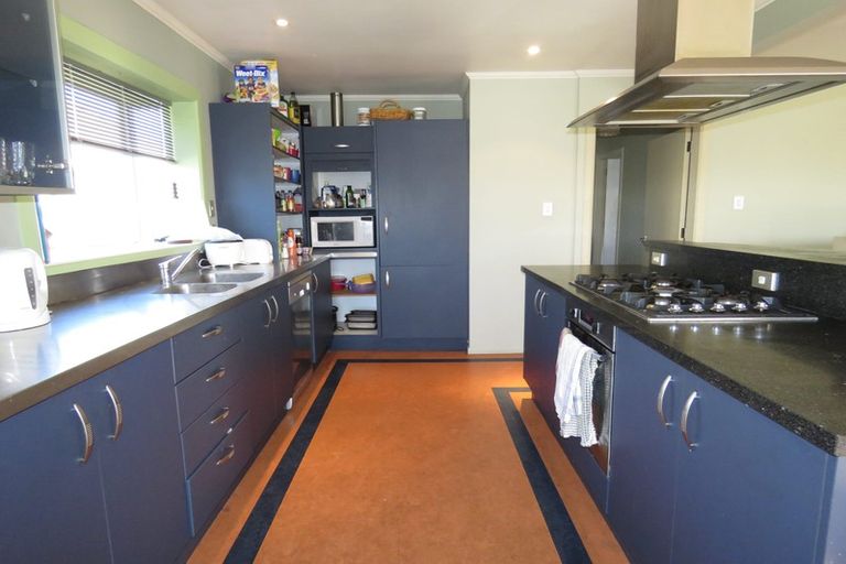 Photo of property in 425 Avonhead Road, Avonhead, Christchurch, 8042
