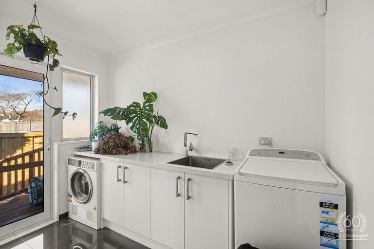 Photo of property in 128 Halswell Junction Road, Halswell, Christchurch, 8025