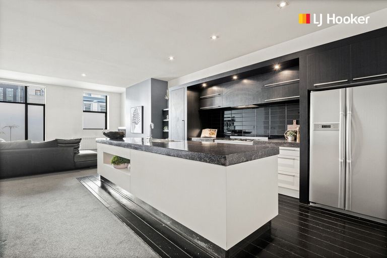 Photo of property in 2/49 Bond Street, Dunedin Central, Dunedin, 9016