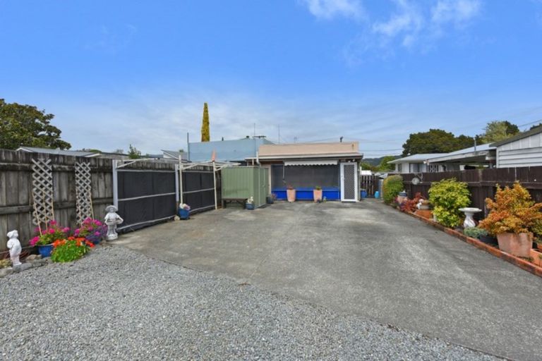 Photo of property in 100 Mcleod Street, Elderslea, Upper Hutt, 5018