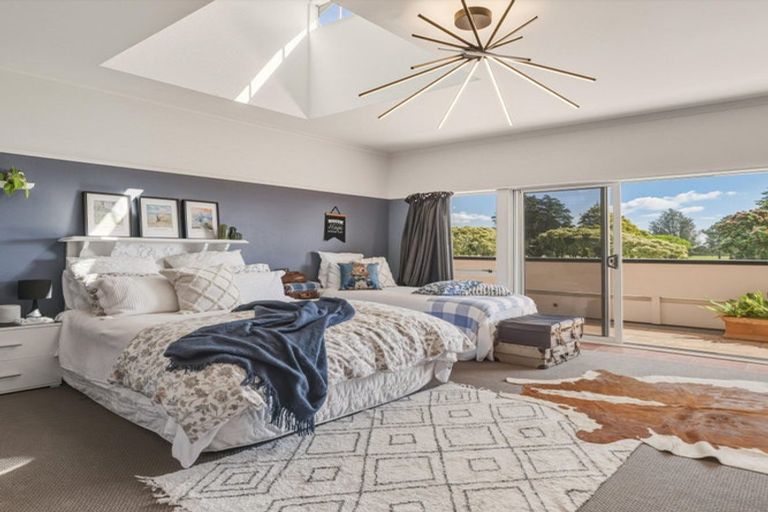 Photo of property in 198 Oceanbeach Road, Mount Maunganui, 3116