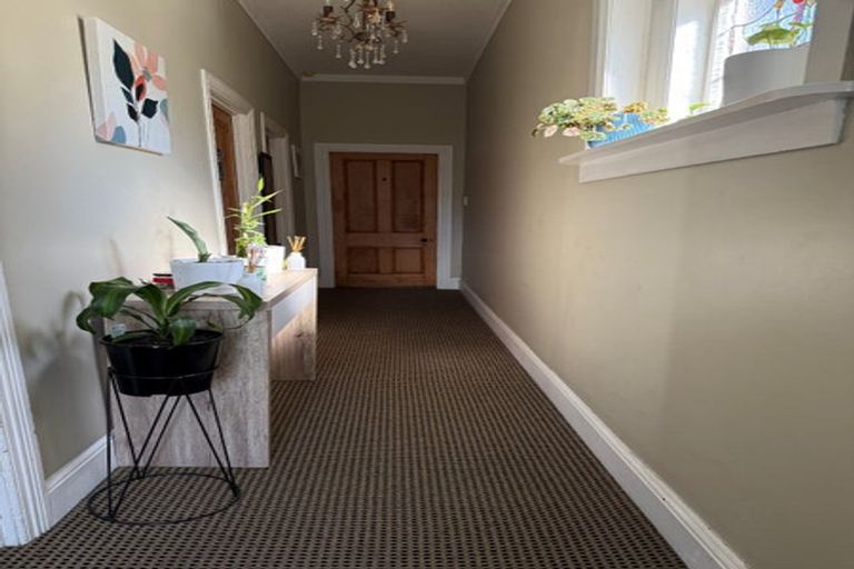 Photo of property in 57 Wellington Road, Kilbirnie, Wellington, 6022