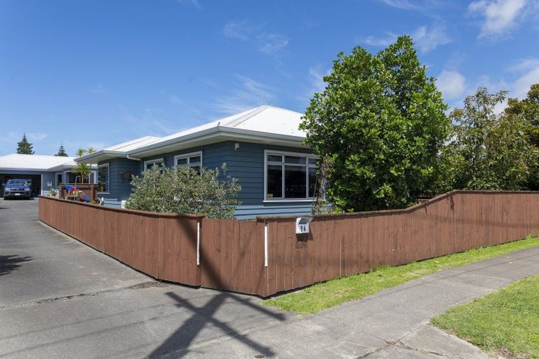 Photo of property in 96 Awapuni Road, Awapuni, Gisborne, 4010
