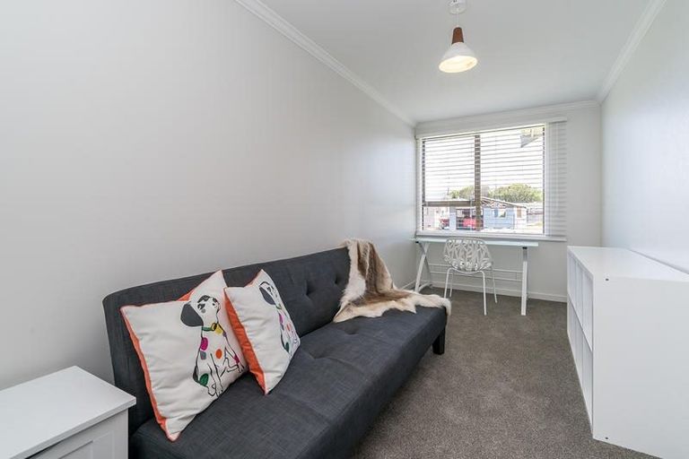 Photo of property in 3 Pearse Street, Brighton, Dunedin, 9035