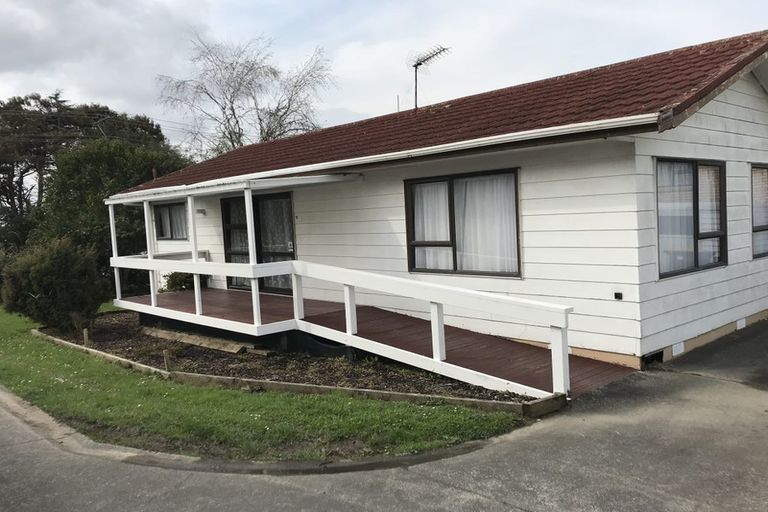 Photo of property in 71 Margan Avenue, New Lynn, Auckland, 0600