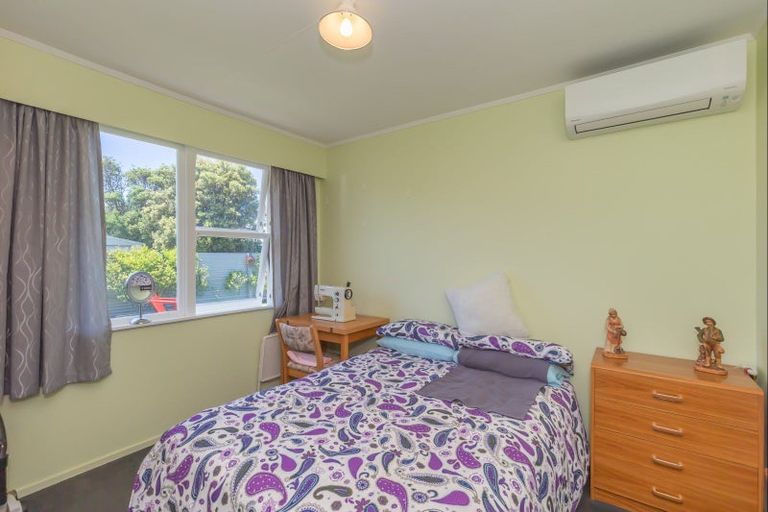 Photo of property in 63 Koputara Road, Himatangi Beach, Foxton, 4891
