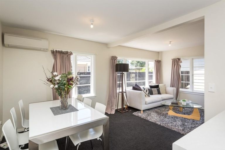 Photo of property in 240 Weston Road, Mairehau, Christchurch, 8052