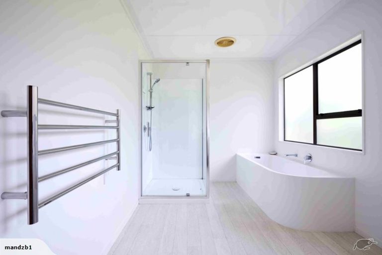 Photo of property in 172a Saint Andrews Road, Plimmerton, Porirua, 5026