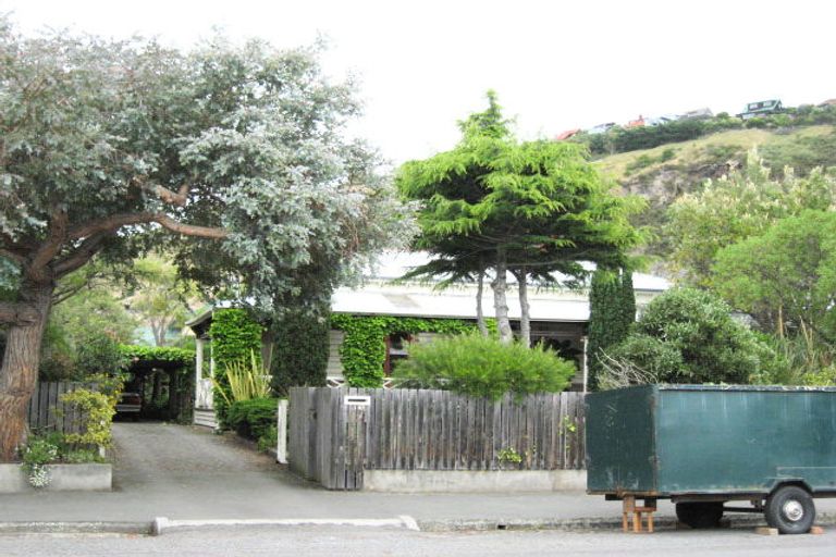 Photo of property in 16 Wiggins Street, Sumner, Christchurch, 8081