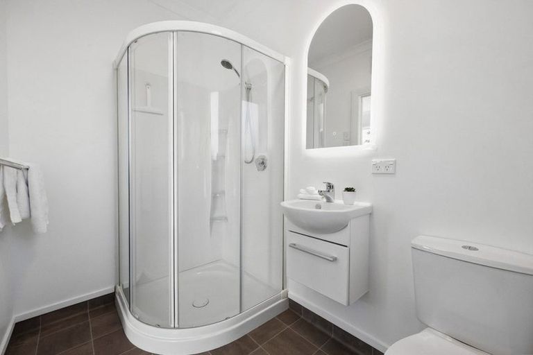 Photo of property in 43 Isadore Road, Saint Clair, Dunedin, 9012