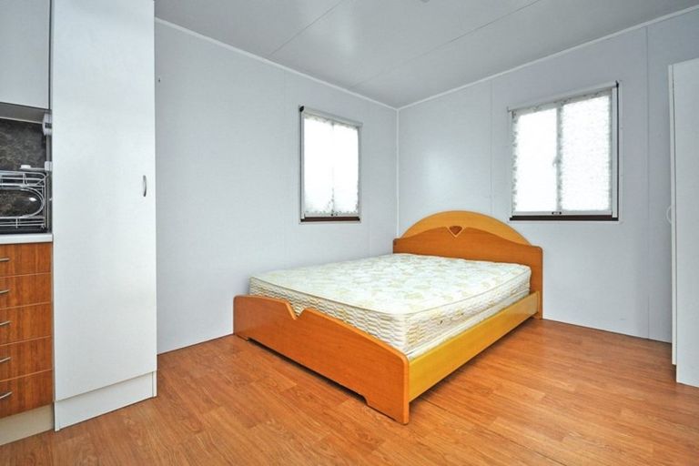 Photo of property in 20a Corunna Road, Milford, Auckland, 0620