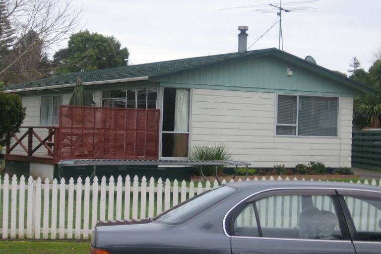 Photo of property in 7 Lipton Grove, Opaheke, Papakura, 2113