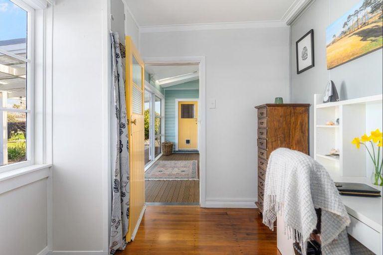 Photo of property in 68 Norbiton Road, Foxton, 4814