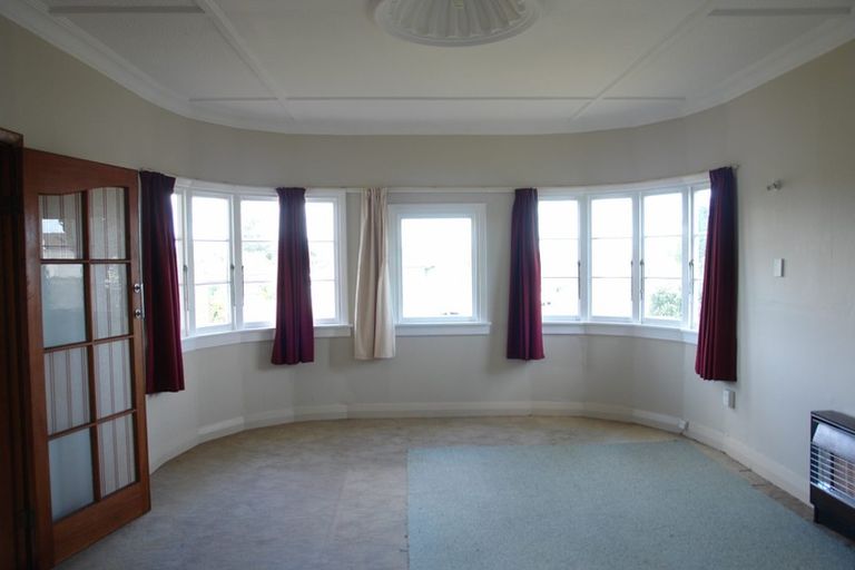 Photo of property in 32 Leicester Street, Patea, 4520