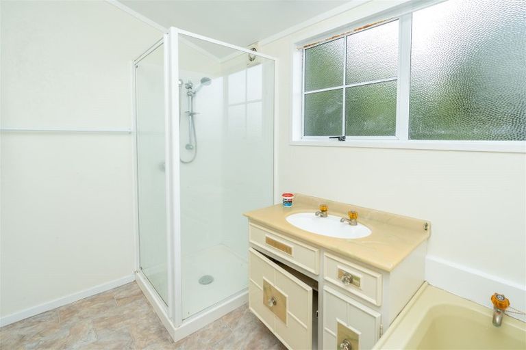 Photo of property in 106 Tuhikaramea Road, Dinsdale, Hamilton, 3204