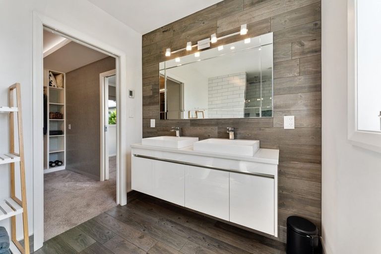 Photo of property in 467 Ruahine Street, Terrace End, Palmerston North, 4410