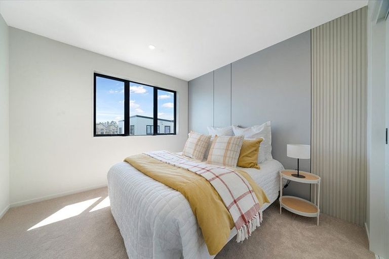 Photo of property in 15 Octans Road, Westgate, 0814