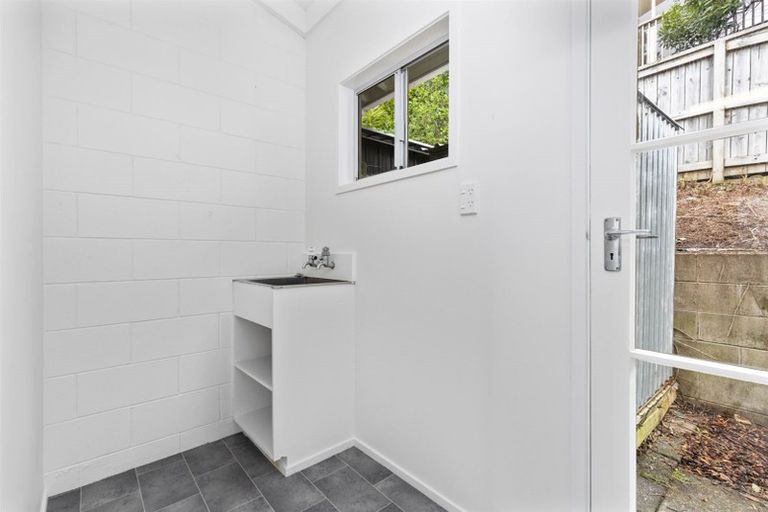 Photo of property in 2/61 Glamorgan Drive, Torbay, Auckland, 0630