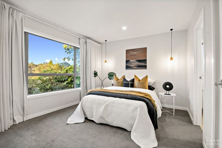 Photo of property in 284e Schnapper Rock Road, Schnapper Rock, Auckland, 0632